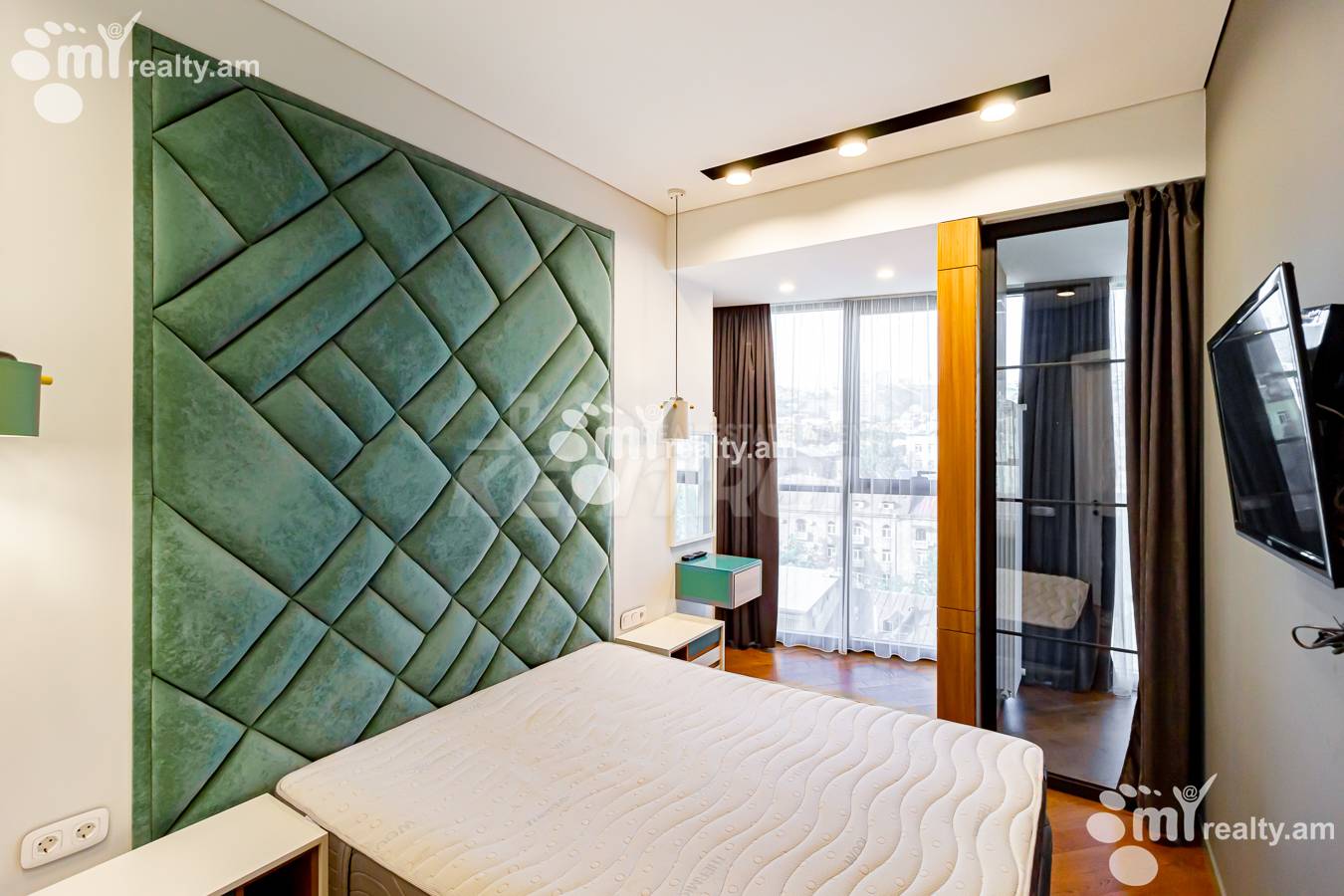 3 bedroom apartment for sale Nalbandyan St, Center Yerevan, 151864