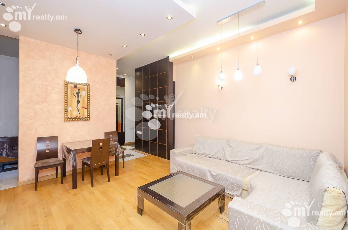 2 սենյականոց բնակարան  Մաշտոցի պող, Կենտրոն Երևան, 152537