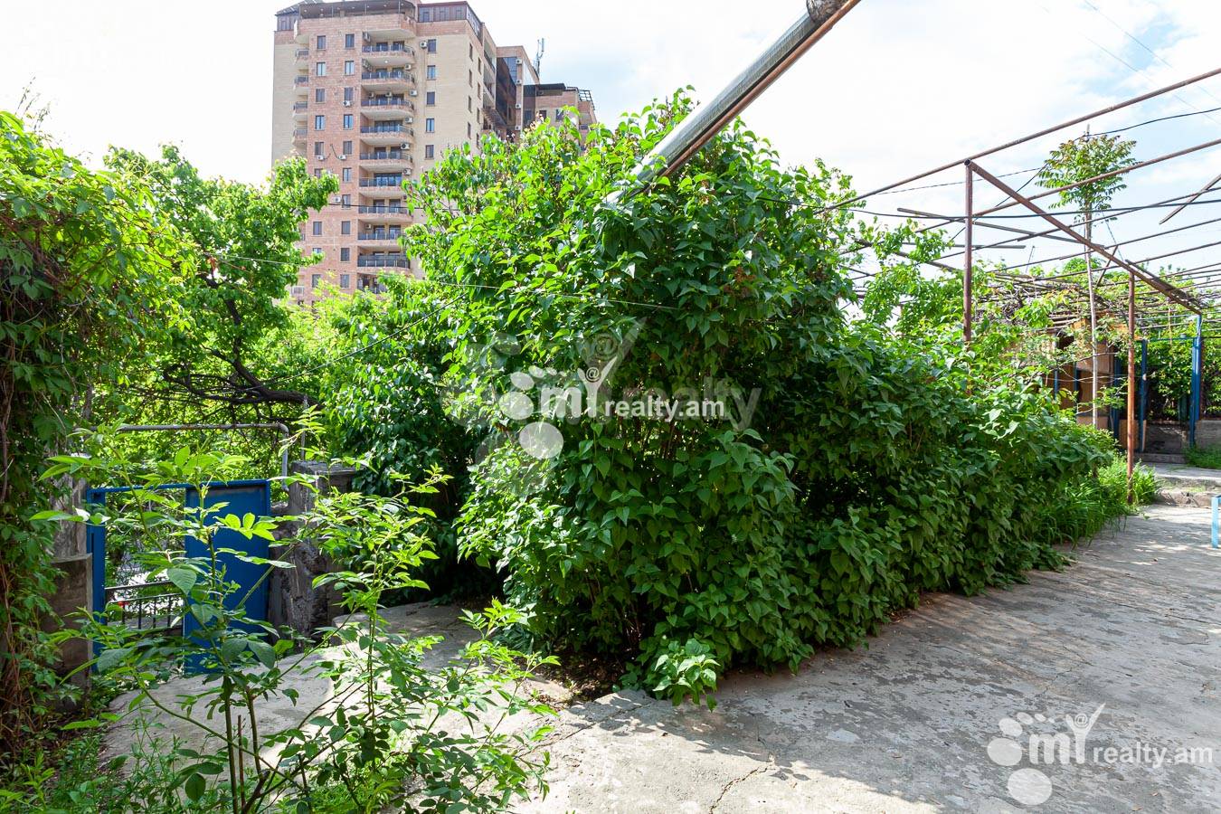 House for sale خیابان چارِنتس, مرکز شهر ایروان, 155334