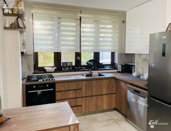 3-bedroom/apartment-for-sale/NarDos+St/Center/Yerevan