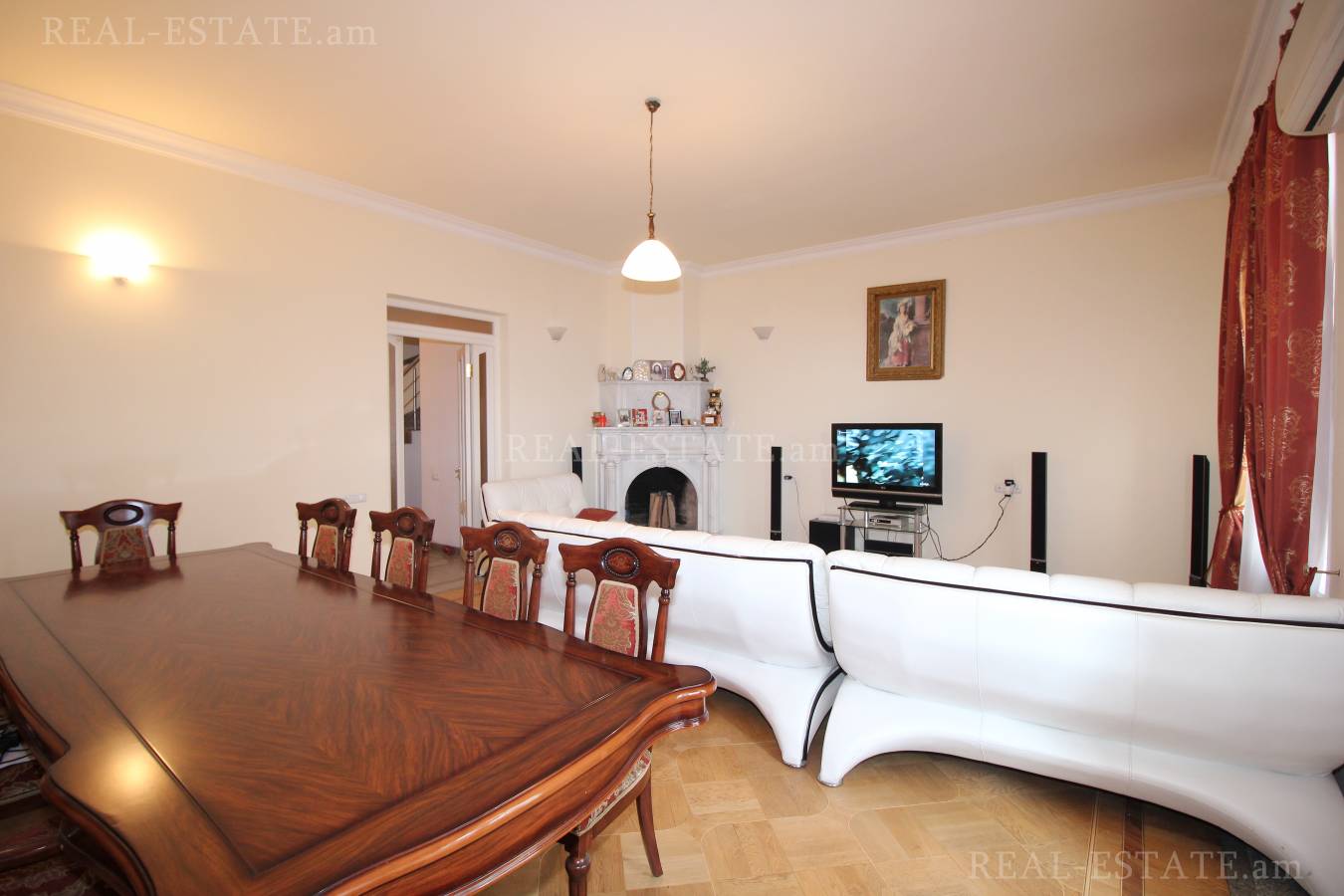 4 սենյականոց բնակարան  Պարոնյան փող, Կենտրոն Երևան, 86934