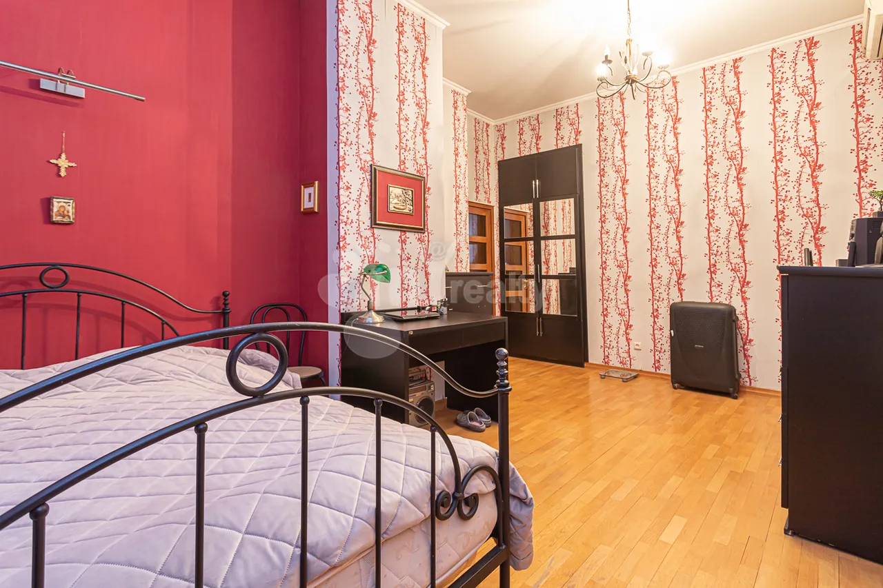 4 bedroom apartment for sale Tumanyan St, Center Yerevan, 157656