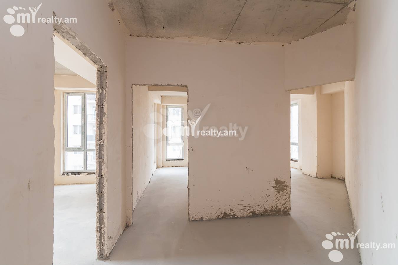 4 bedroom apartment for sale خیابان فوچیک, آچاپنیاک ایروان, 154054