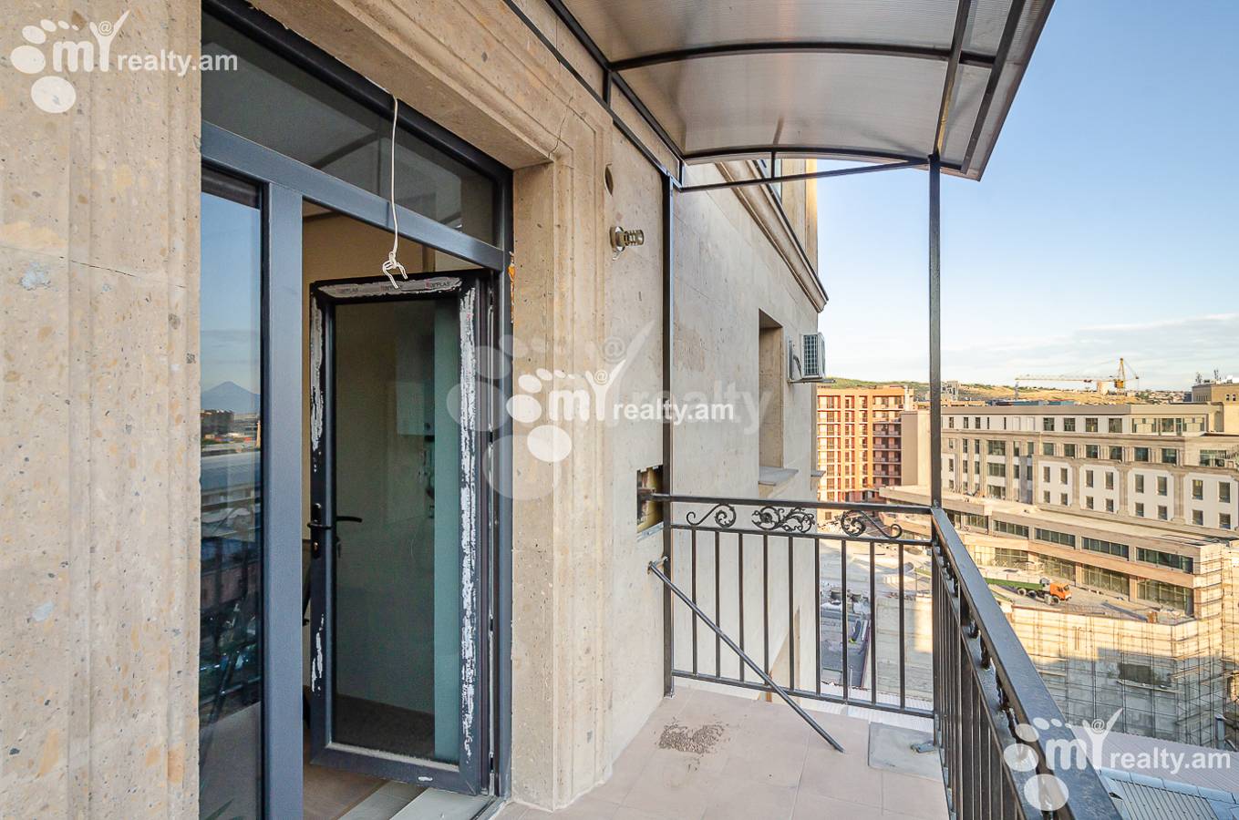 3 bedroom apartment for sale Teryan St, Center Yerevan, 152360