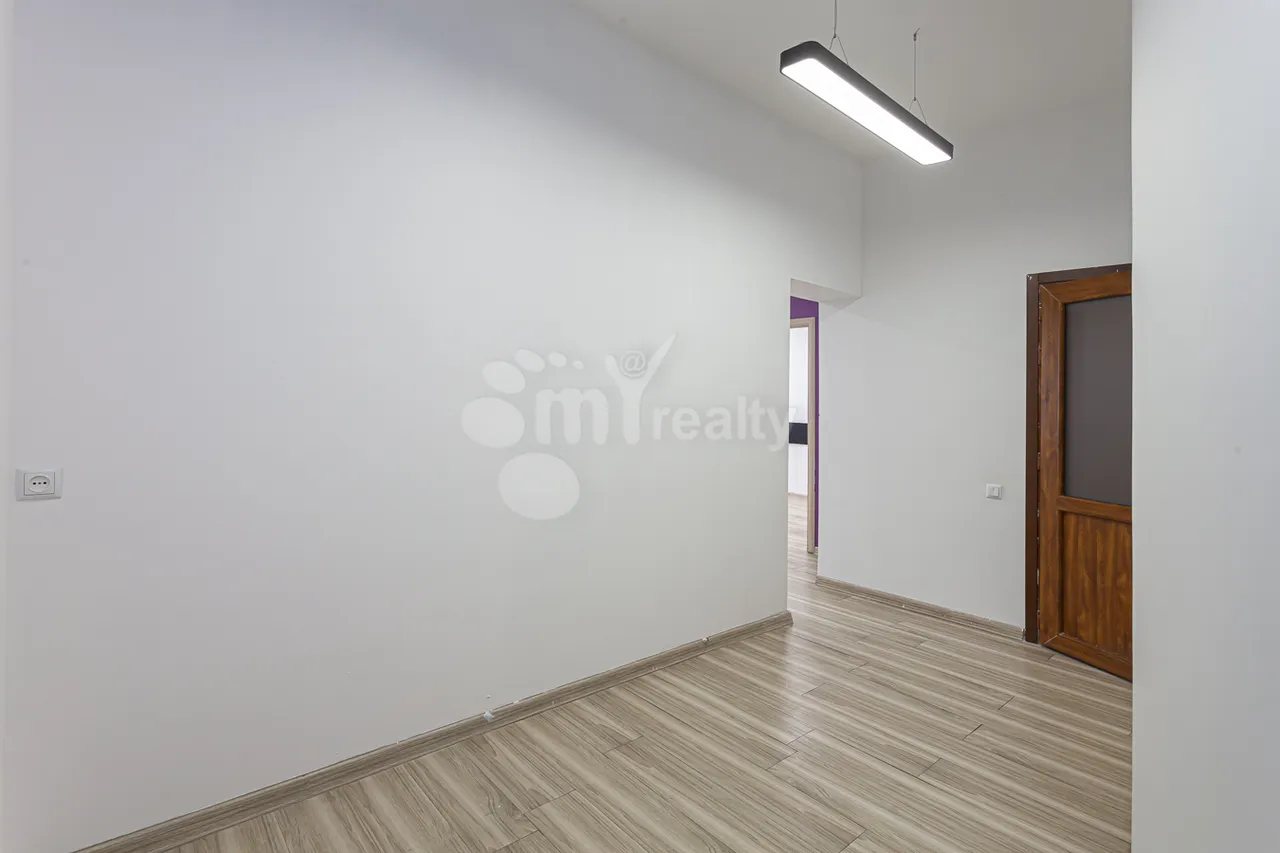 Commercial property for rent V.Papazyan St, Arabkir Yerevan, 160453