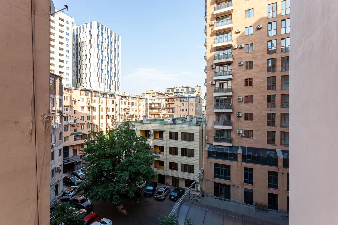 2 սենյականոց բնակարան վարձով Կողբացու փող, Կենտրոն Երևան, 158128