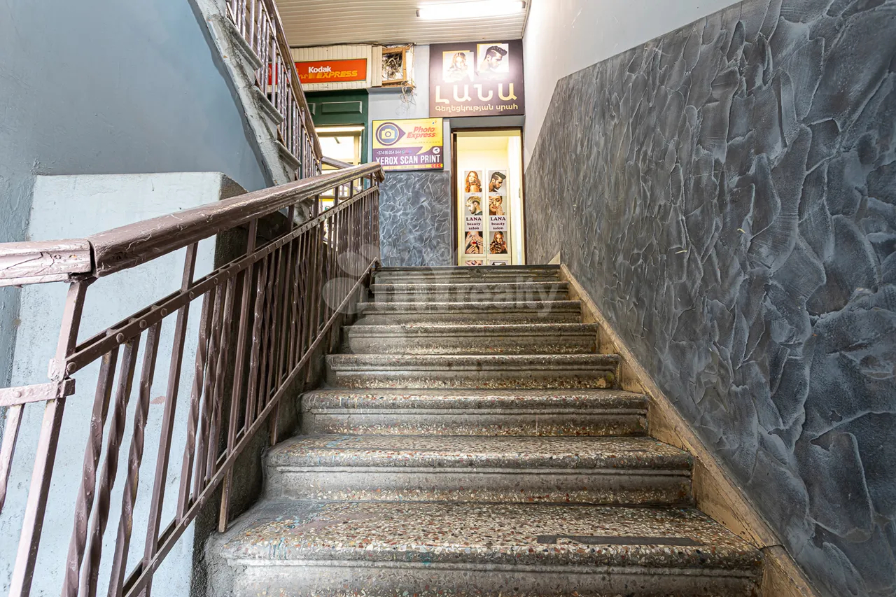 Commercial property for sale Mashtots Ave, Center Yerevan, 158298
