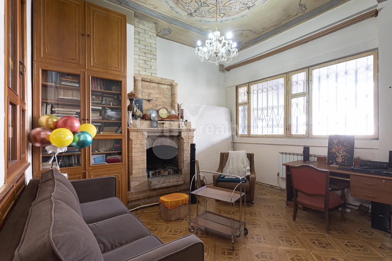 Commercial for sale خیابان ابوویان, مرکز شهر ایروان, 158522