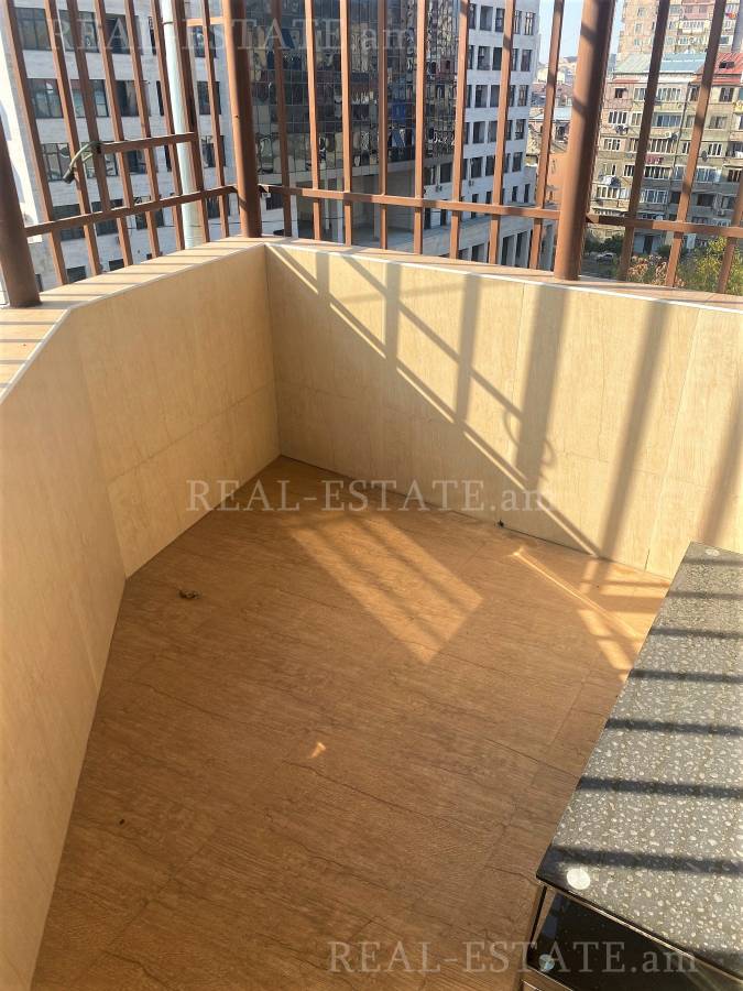 4 bedroom apartment for sale Sayat-Nova Ave, Center Yerevan, 116013