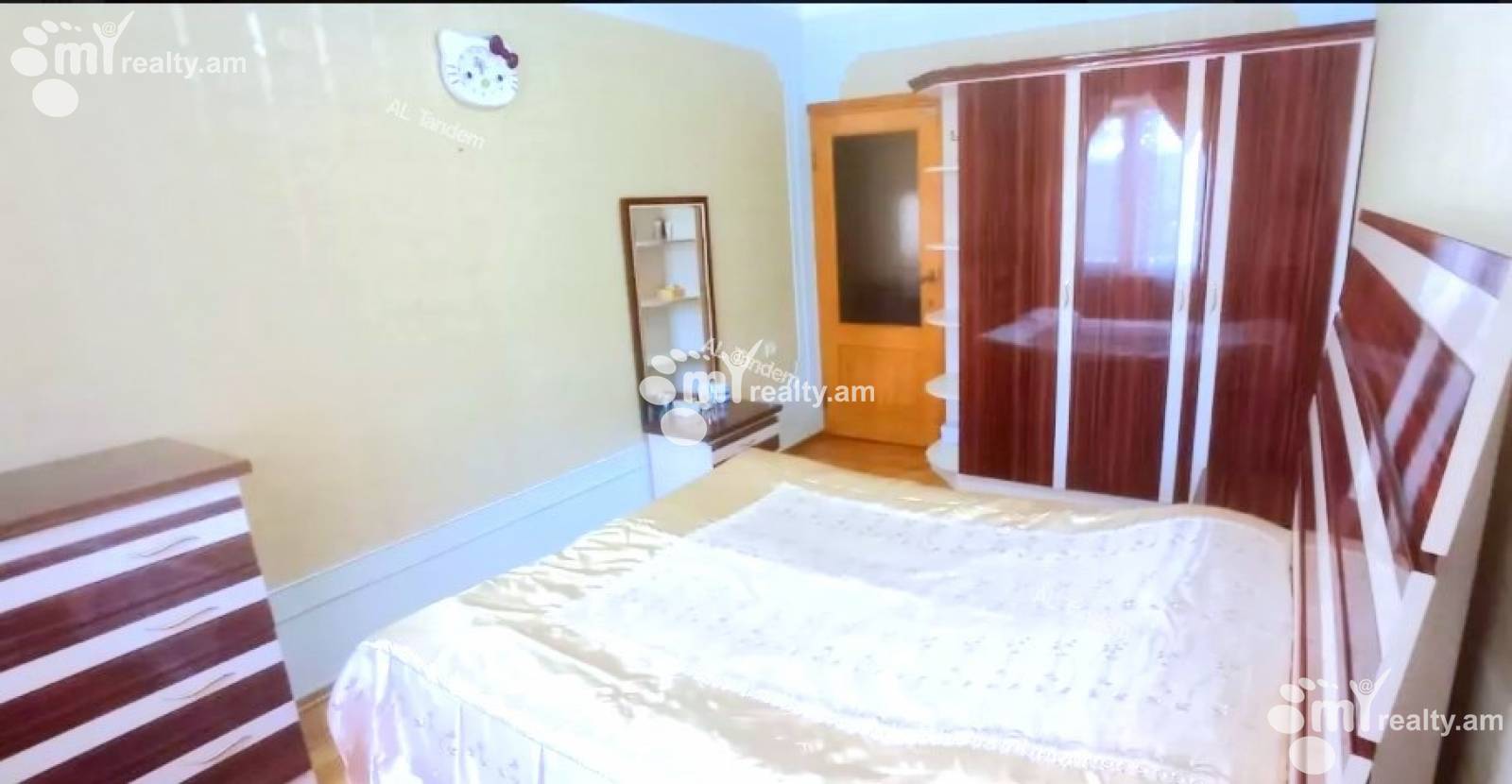 4 bedroom apartment for sale Shinararner St, Adjapnyak Yerevan, 143331
