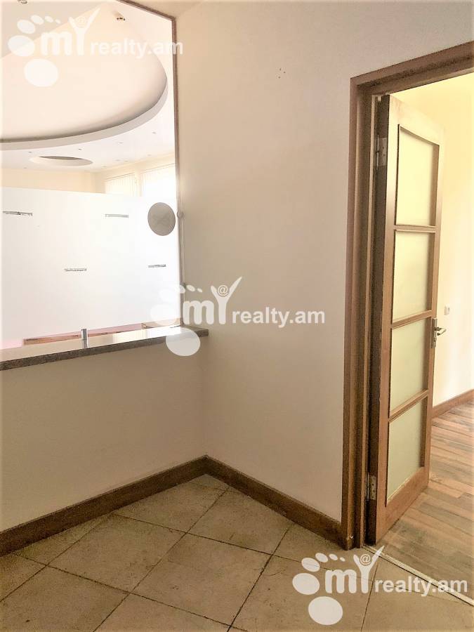 Commercial property for rent G.Lusavorich St, Center Yerevan, 128645