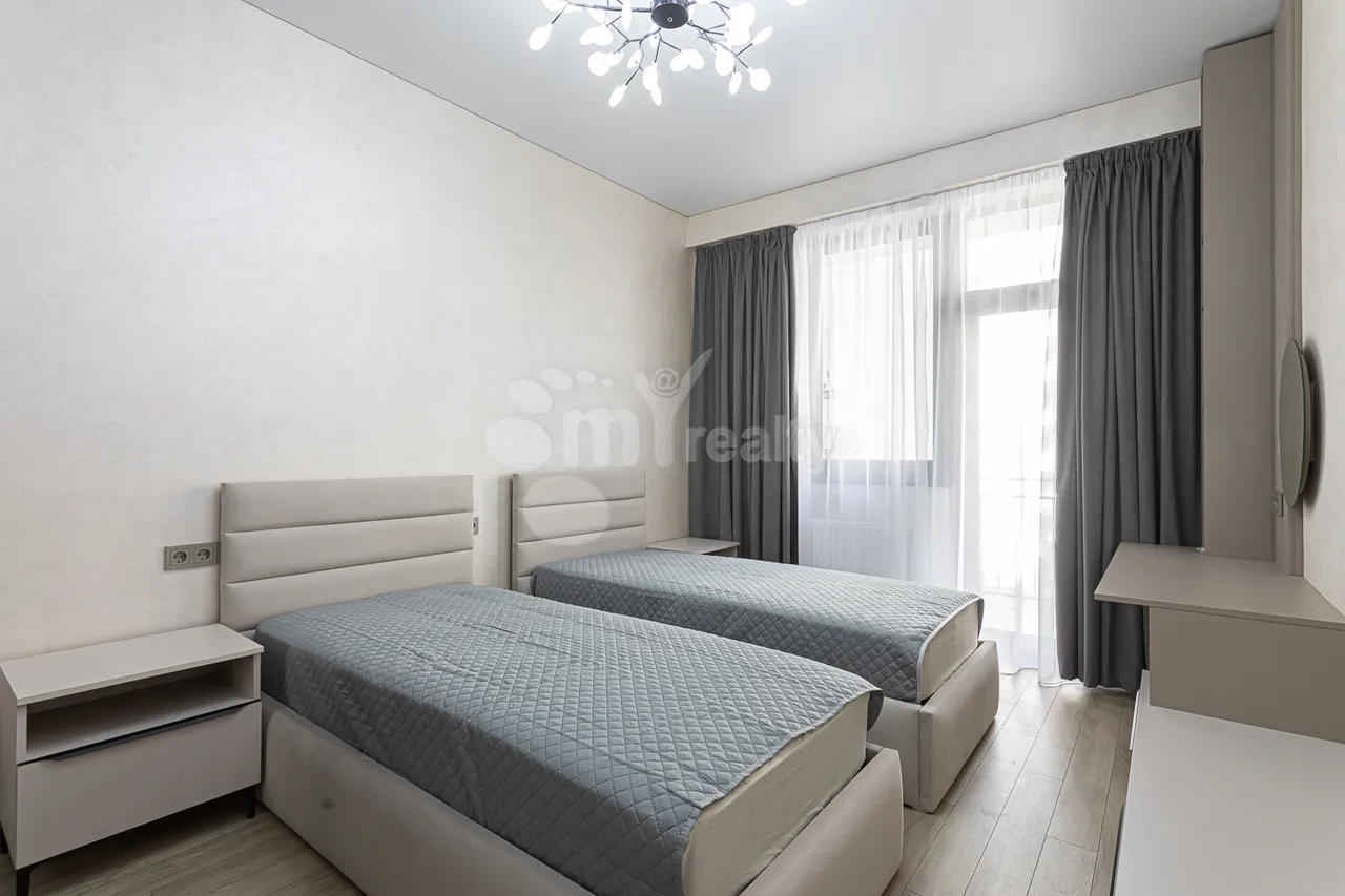 3 սենյականոց բնակարան վարձով Գրիբոեդովի փող, Արաբկիր Երևան, 158538