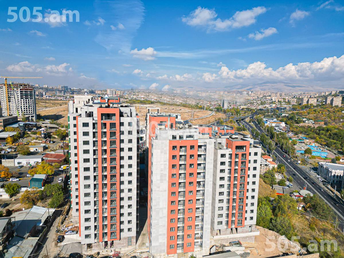 4 սենյականոց բնակարան  Էմինեսկու փող, Քանաքեռ-Զեյթուն Երևան, 157068