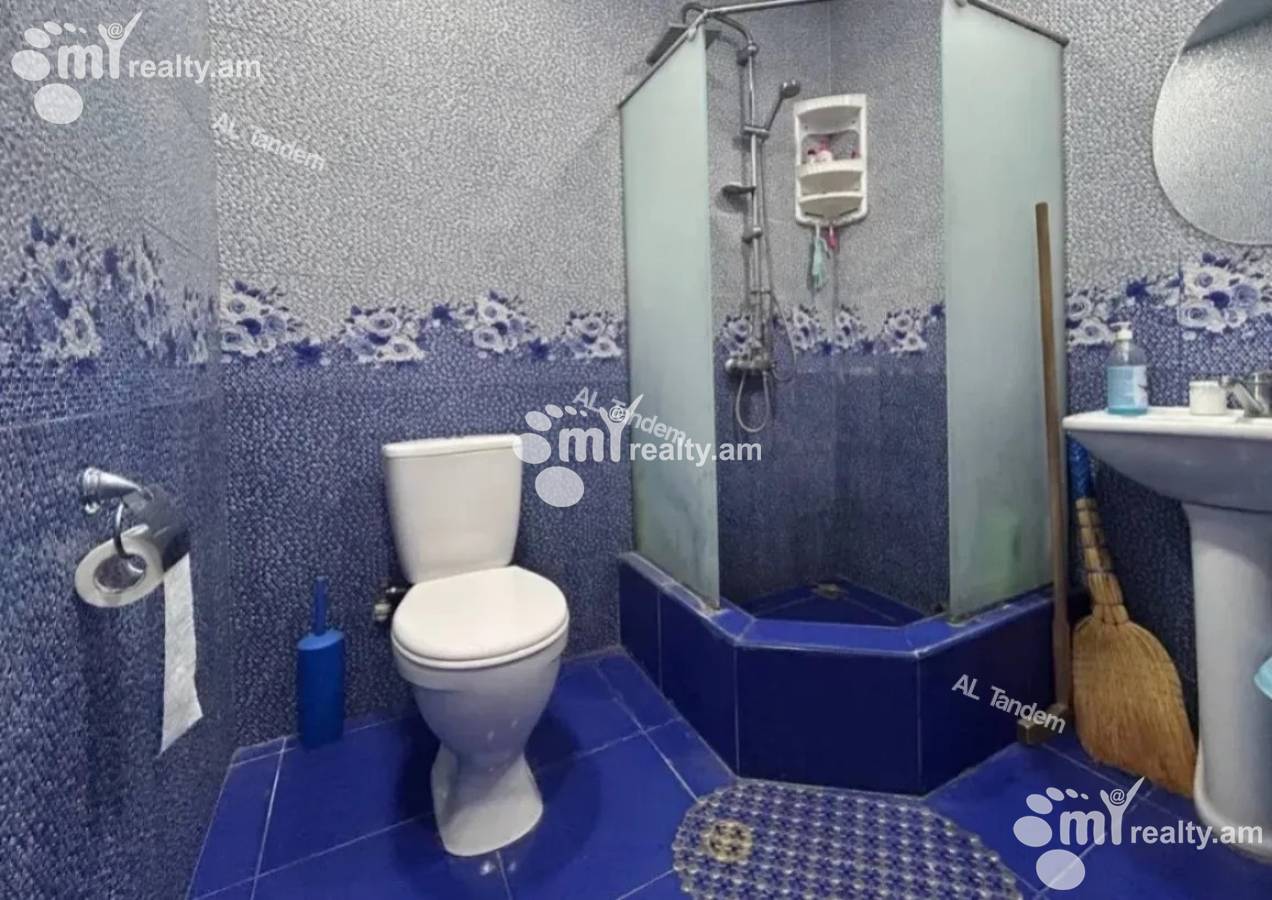 4 bedroom apartment for sale Hr.Kochar St, Arabkir Yerevan, 158127