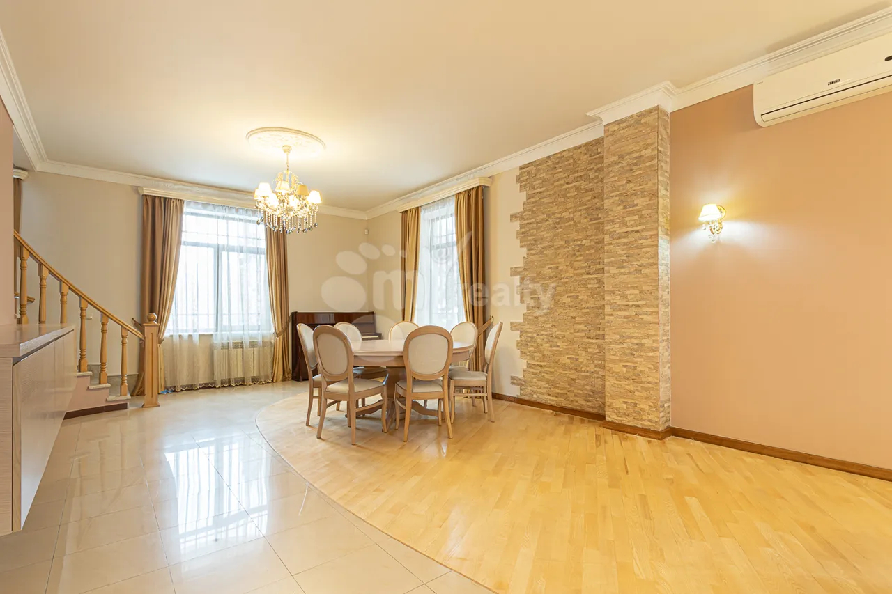 House for sale Tsarav Aghbyur St, Avan Yerevan, 159132