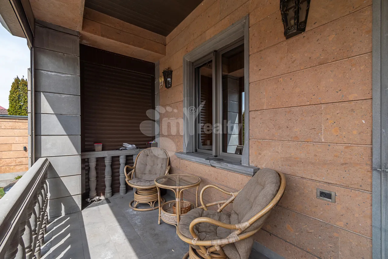 Купить дом Норк 2-ой микрорайон, Нор-Норк Ереван, 160267