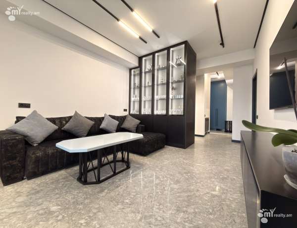 norakaruyc-bnakaran/2-senyakanoc/Leningradyan+St/Ajapnyak/Yerevan