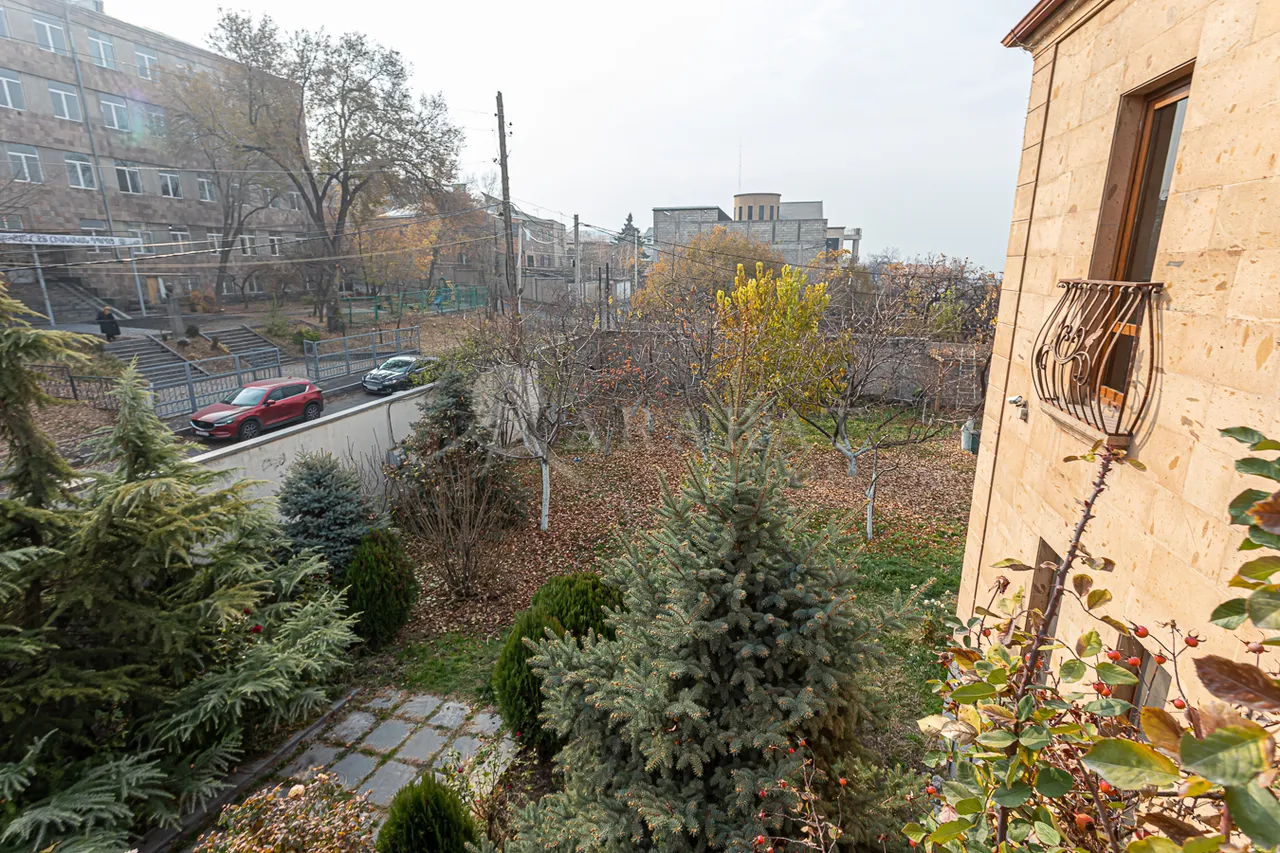 House for sale Norq 5 St, Nork-Marash Yerevan, 158057