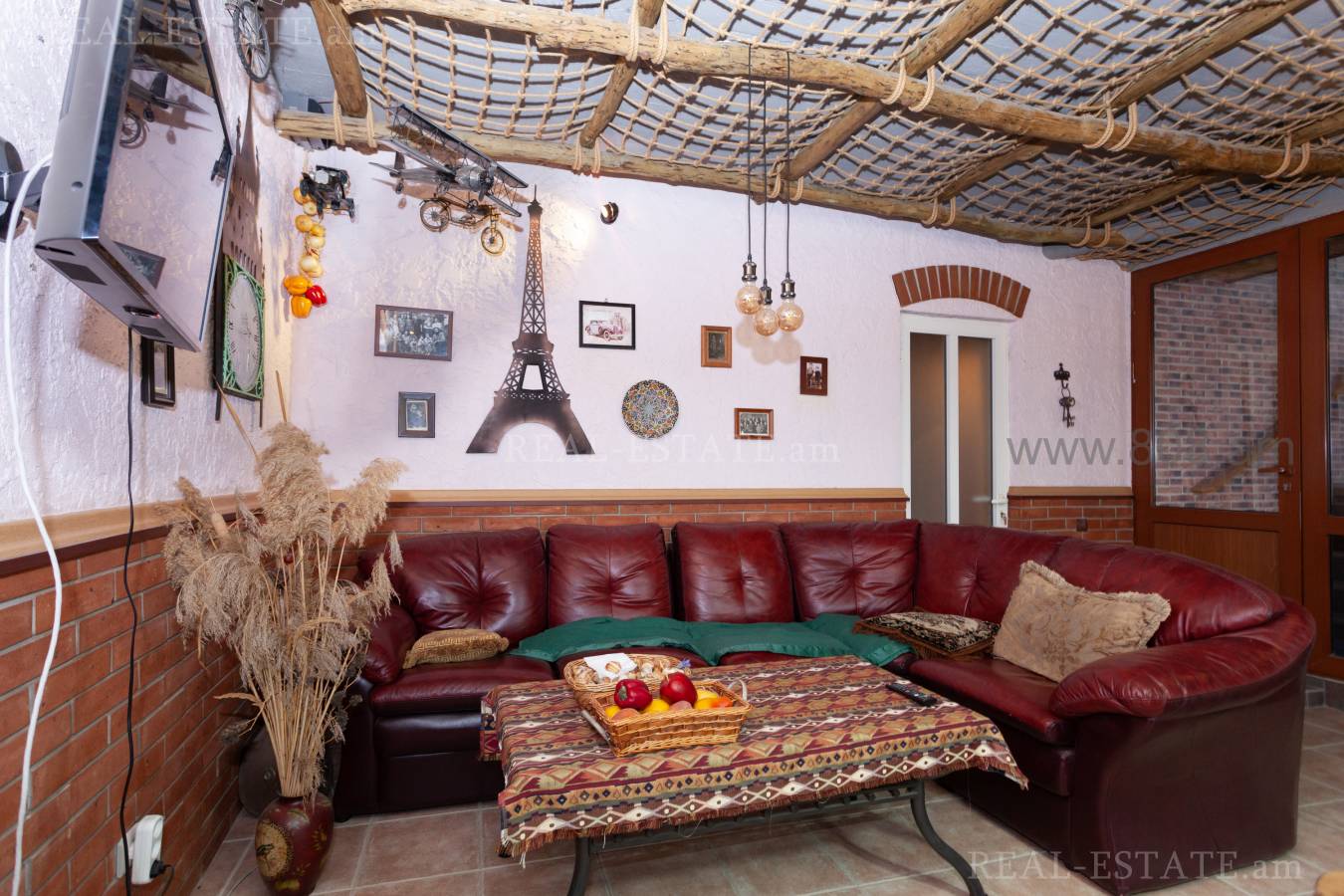 House for sale Hovsep Emin St, Arabkir Yerevan, 125145