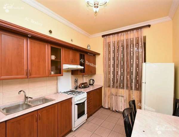 norakaruyc-bnakaran/3-senyakanoc/Buzand+St/Center/Yerevan