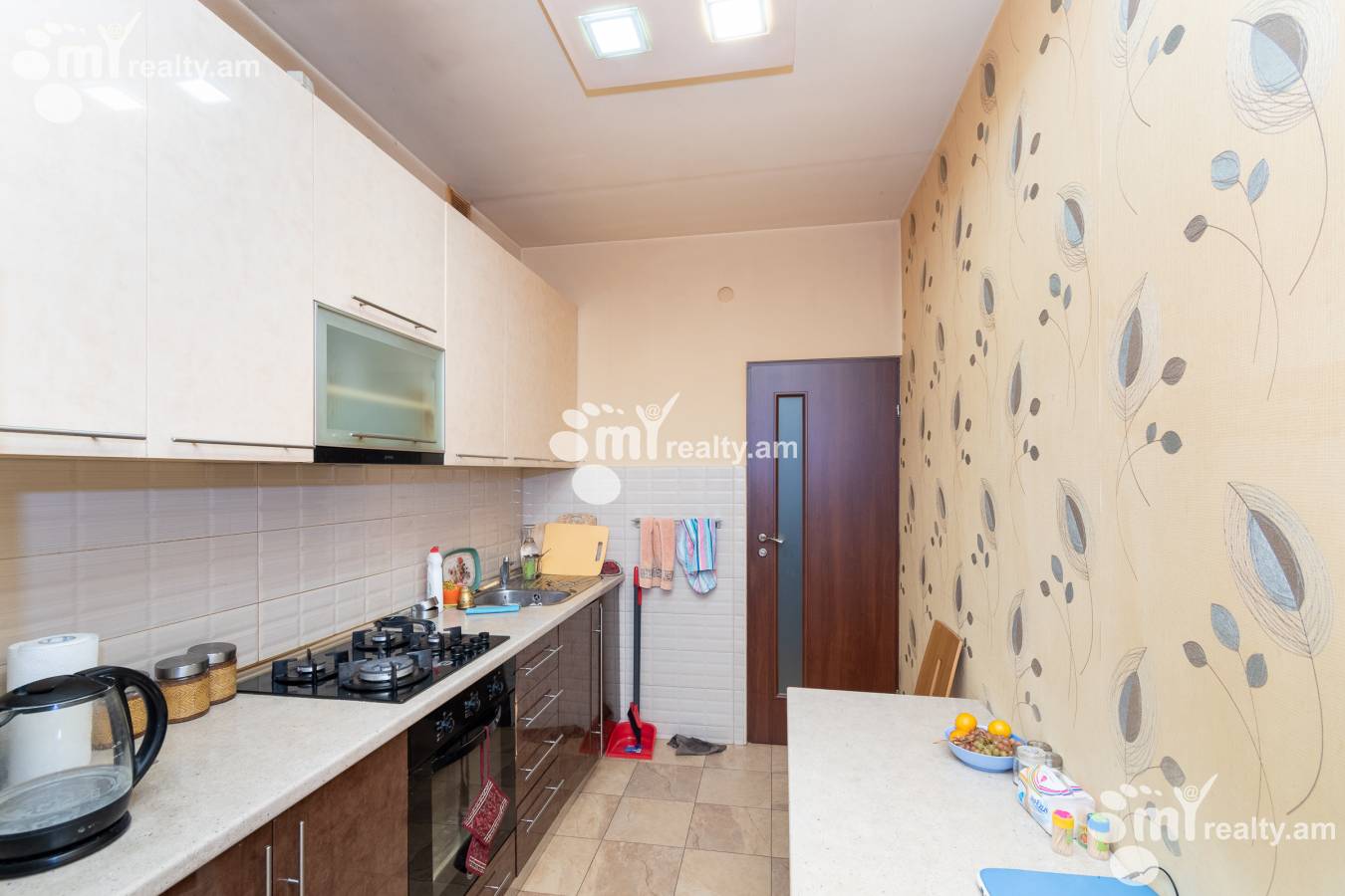 3 bedroom apartment for sale Tamanyan St, Center Yerevan, 153874