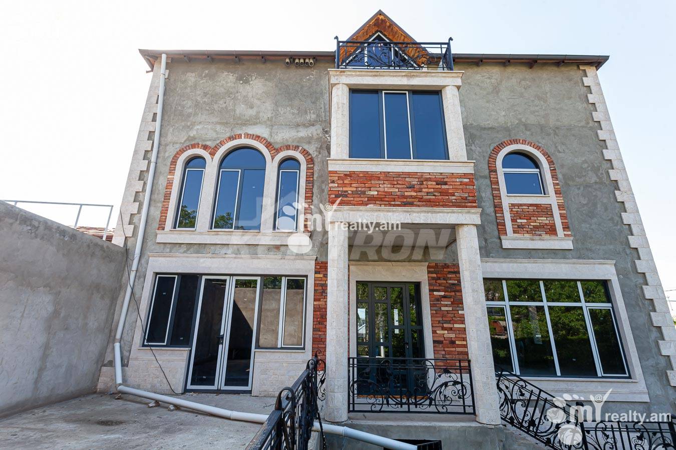 House for sale Sahra Talyan St, Center Yerevan, 146819