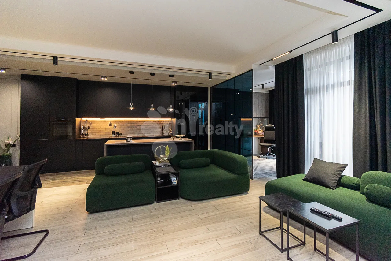 Купить 2 комнатную квартиру Арабкир 19ый ул, Арабкир Ереван, 160283