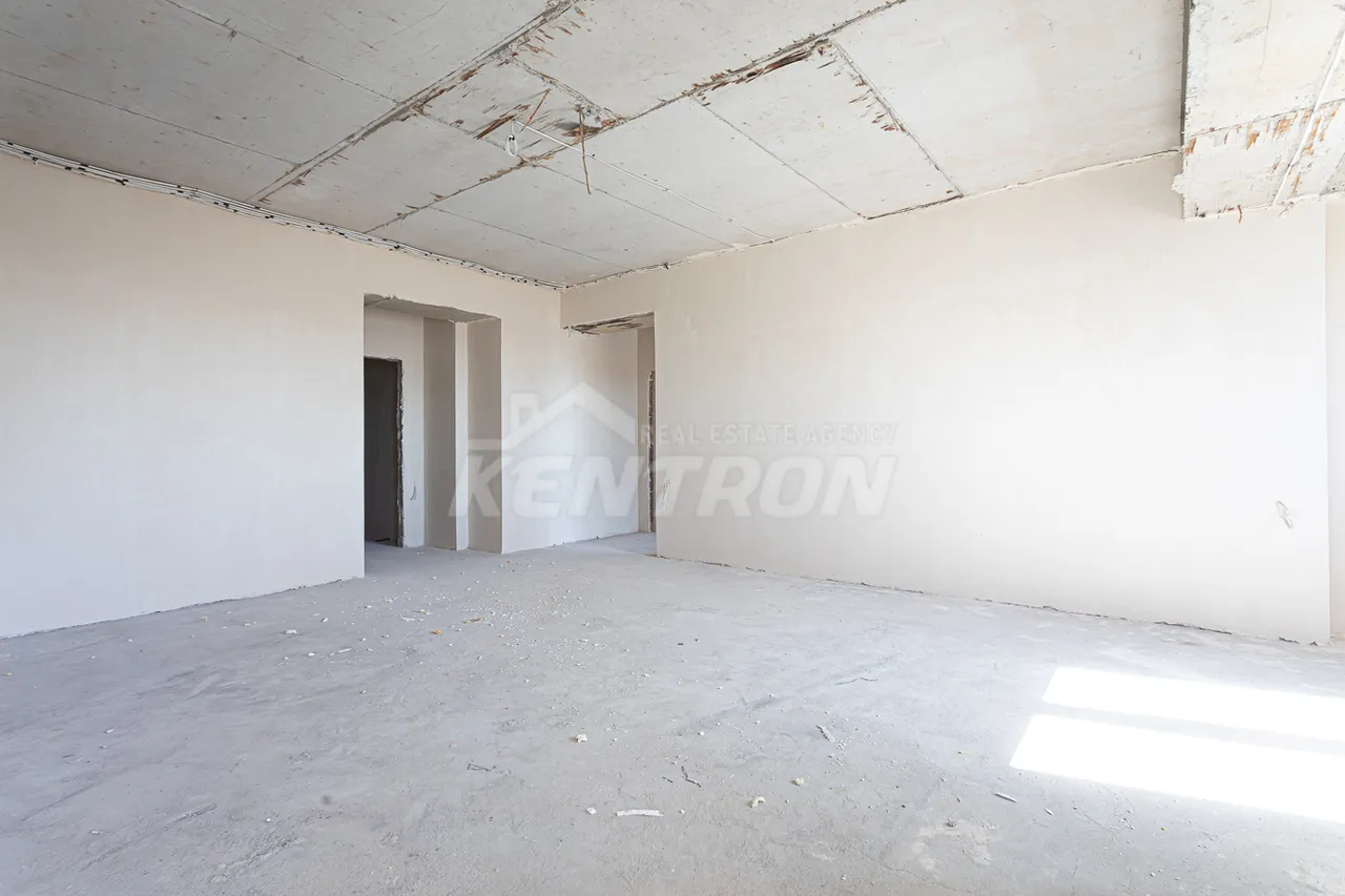 4 bedroom apartment for sale Emineski St, Kanaqer-Zeytun Yerevan, 157243