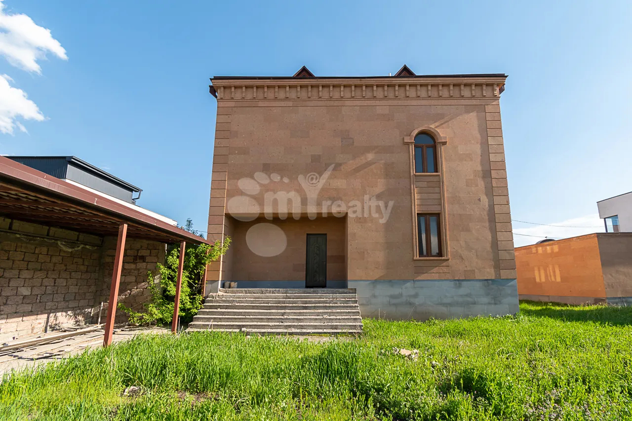 Առանձնատուն  Ղափանցյան փող, Արաբկիր Երևան, 160364