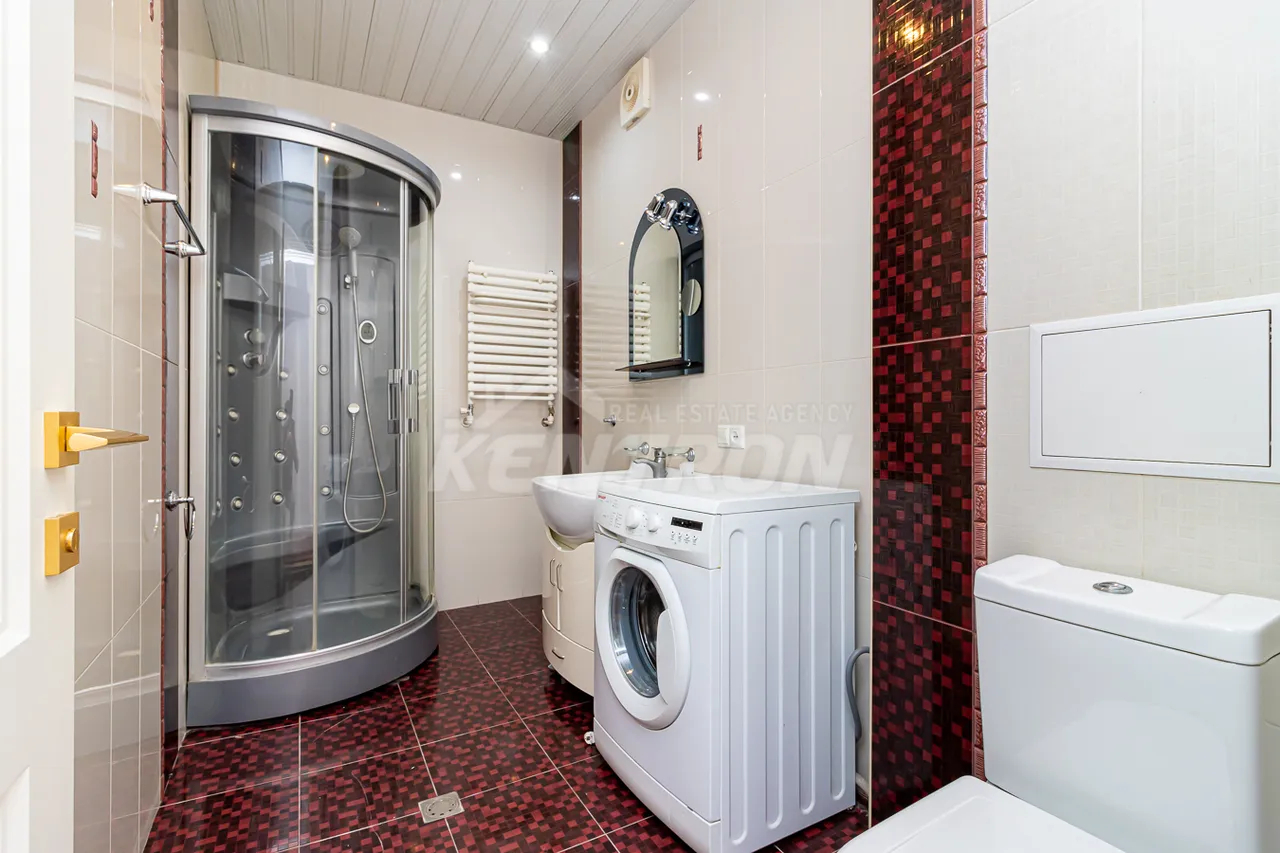 3 bedroom apartment for sale خیابان ساریان, مرکز شهر ایروان, 157562