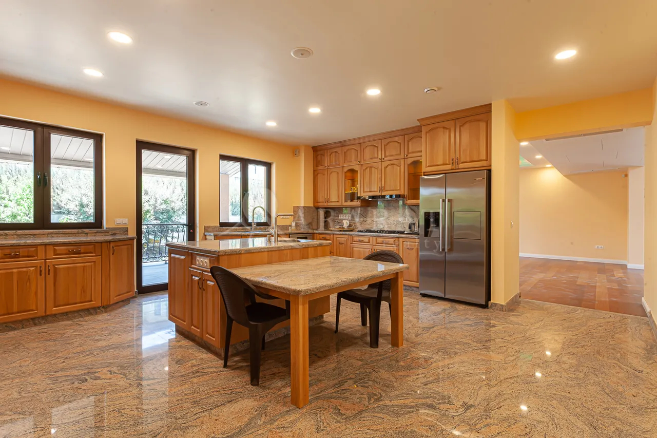 Купить дом улица Немрут, квартал Ваагни Ереван, 158363