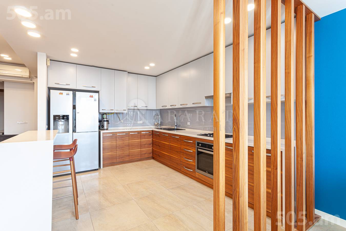 4 սենյականոց բնակարան  Անտառային փող, Կենտրոն Երևան, 154416