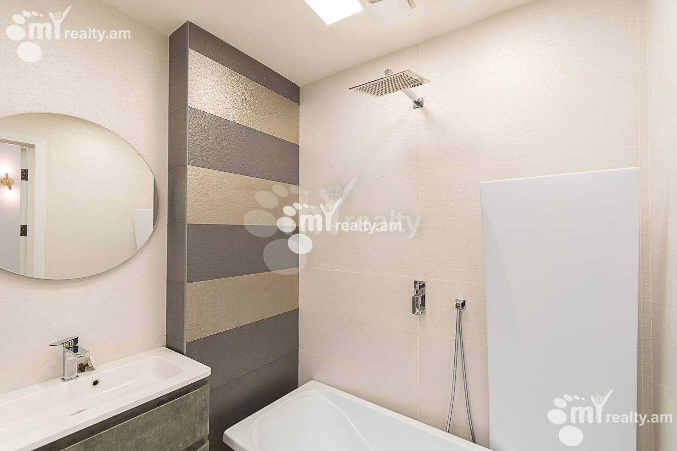 4 bedroom apartment for sale Aram St, Center Yerevan, 153276