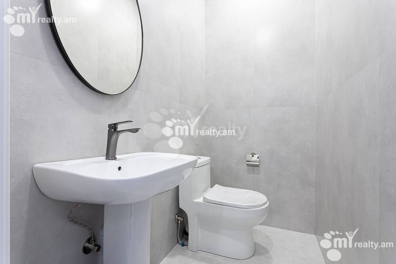 Снять коммерческoе помещение Исаков пр, Центр Ереван, 154555