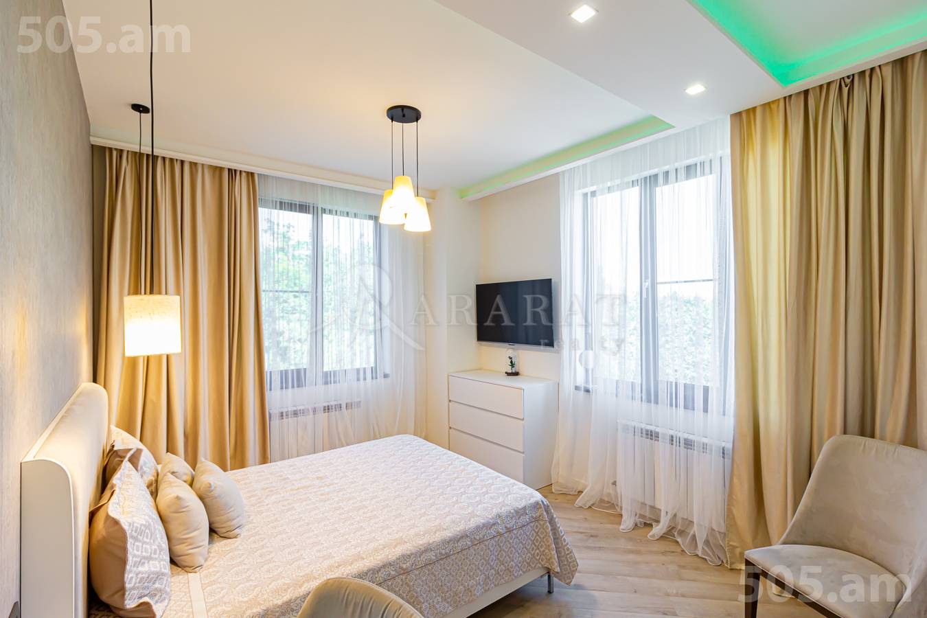 5 bedroom apartment for sale خیابان واهر. پاپازیان, عربگیر ایروان, 151557