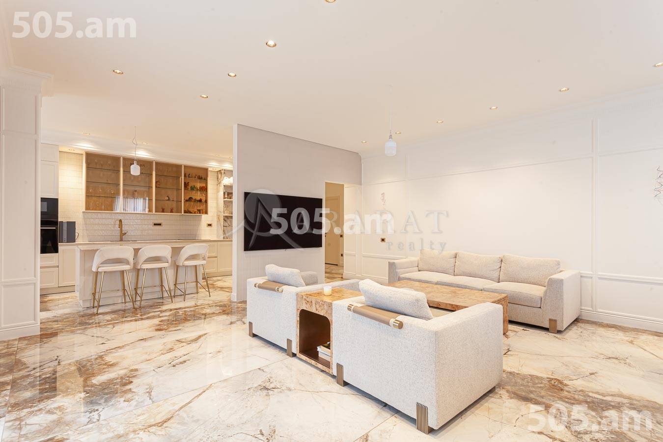 4 bedroom apartment for rent Buzand St, Center Yerevan, 155151