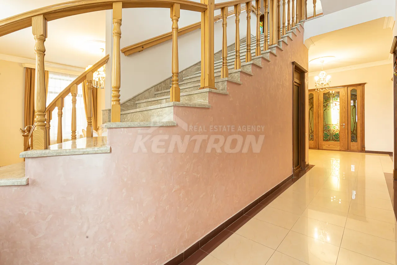 House for sale Tsarav Aghbyur St, Awan Yerevan, 159130