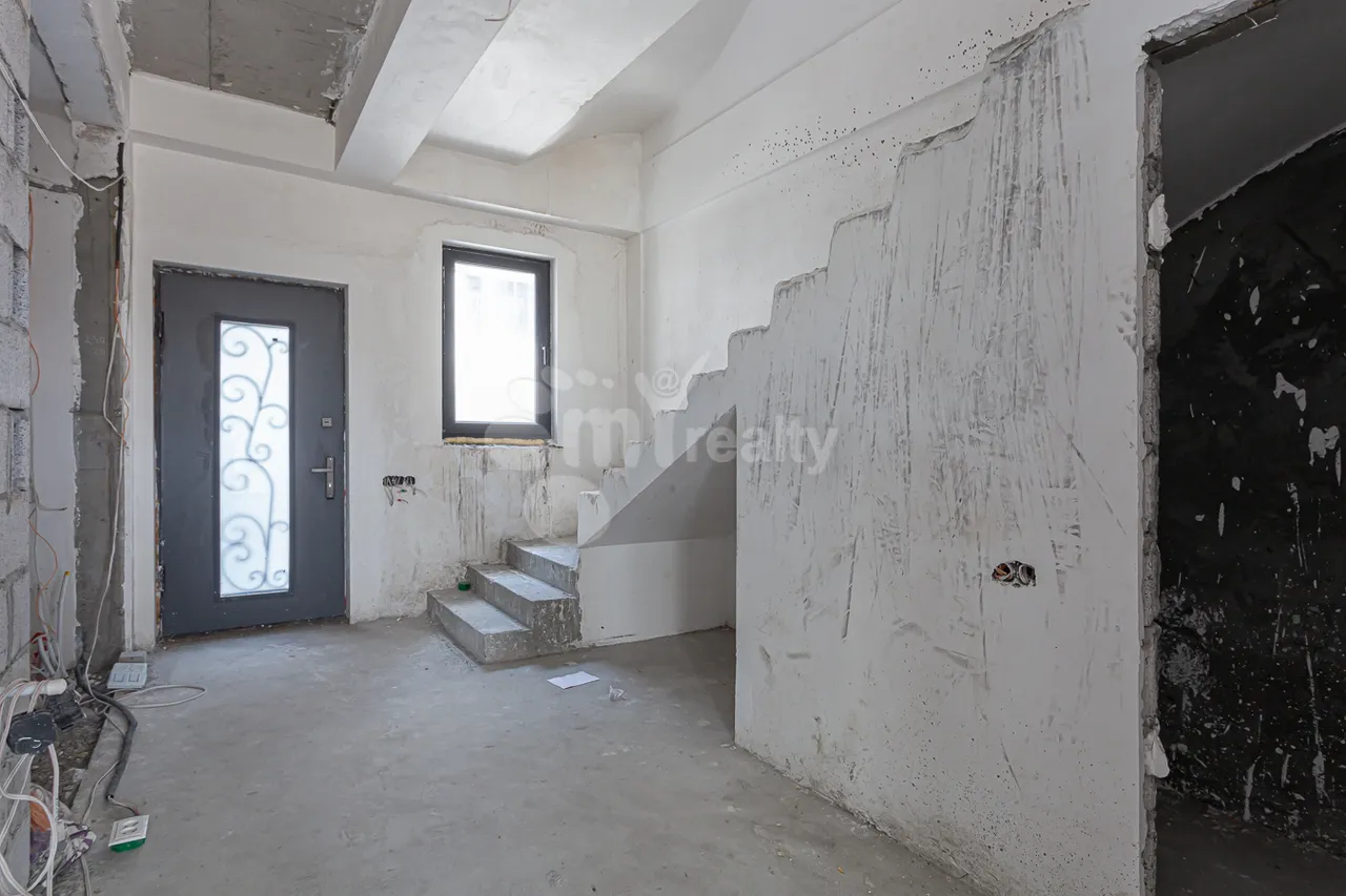 House for sale 11-th street, Arinj Kotayk, 157251