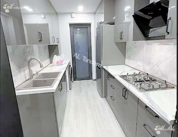 bnakaran/2-senyakanoc/Mashtots+Ave/Center/Yerevan