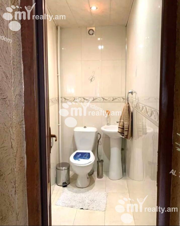 House for sale Orbeli Yeghbayrner   St, Arabkir Yerevan, 143296