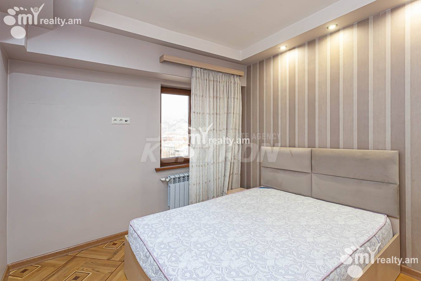 3 սենյականոց բնակարան  Սայաթ-Նովայի պող, Կենտրոն Երևան, 154041