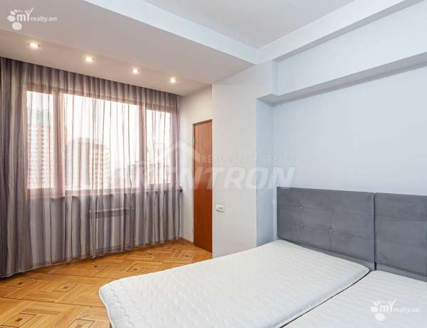 3-senyakanoc-bnakaran-vacharq-Yerevan-Center