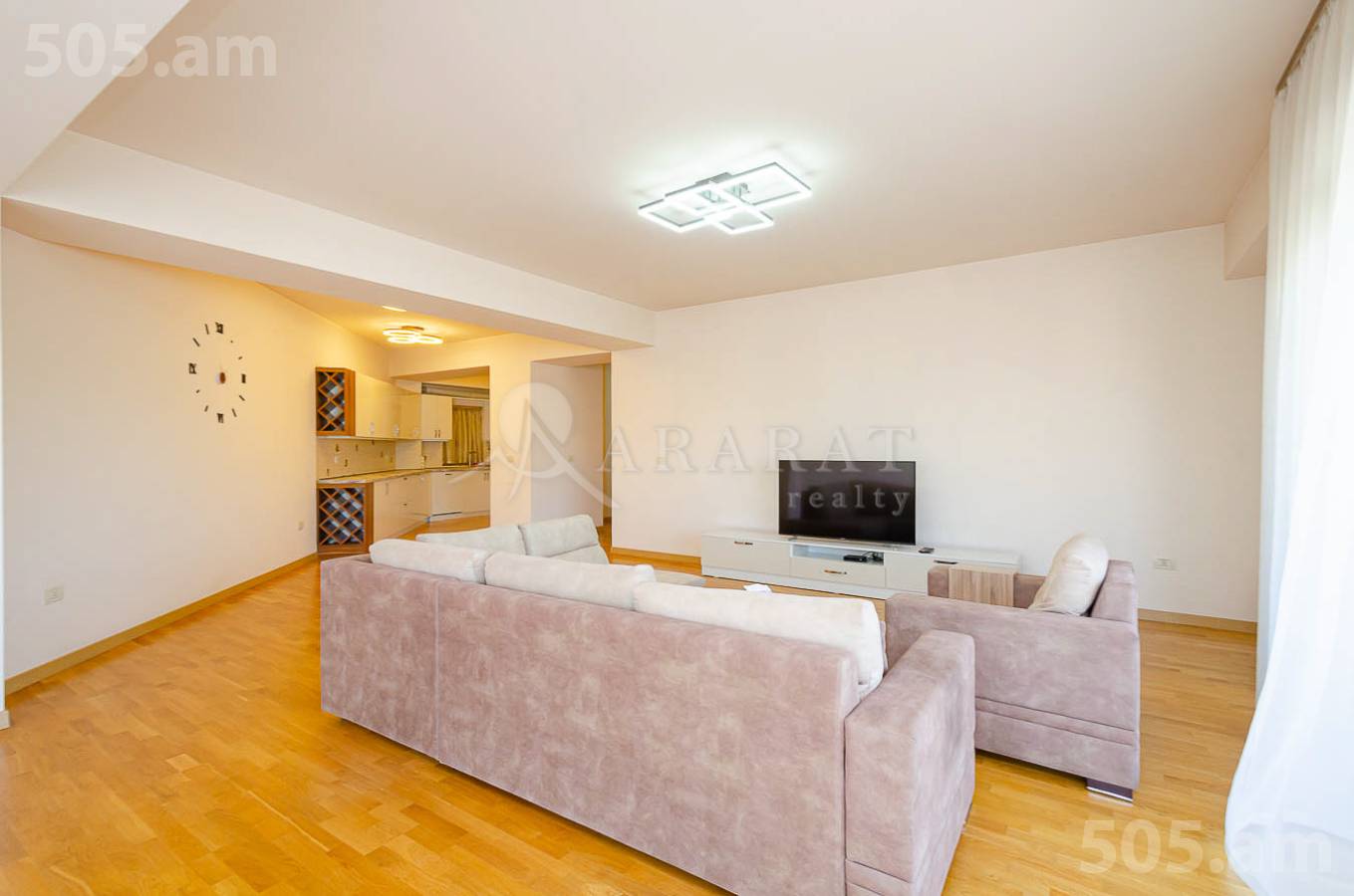 3 bedroom apartment for sale Leo St, Center Yerevan, 153413