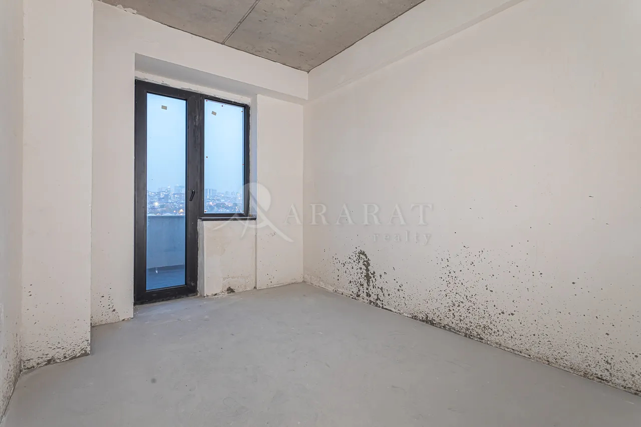 4 bedroom apartment for sale Antarayin St, Center Yerevan, 157678