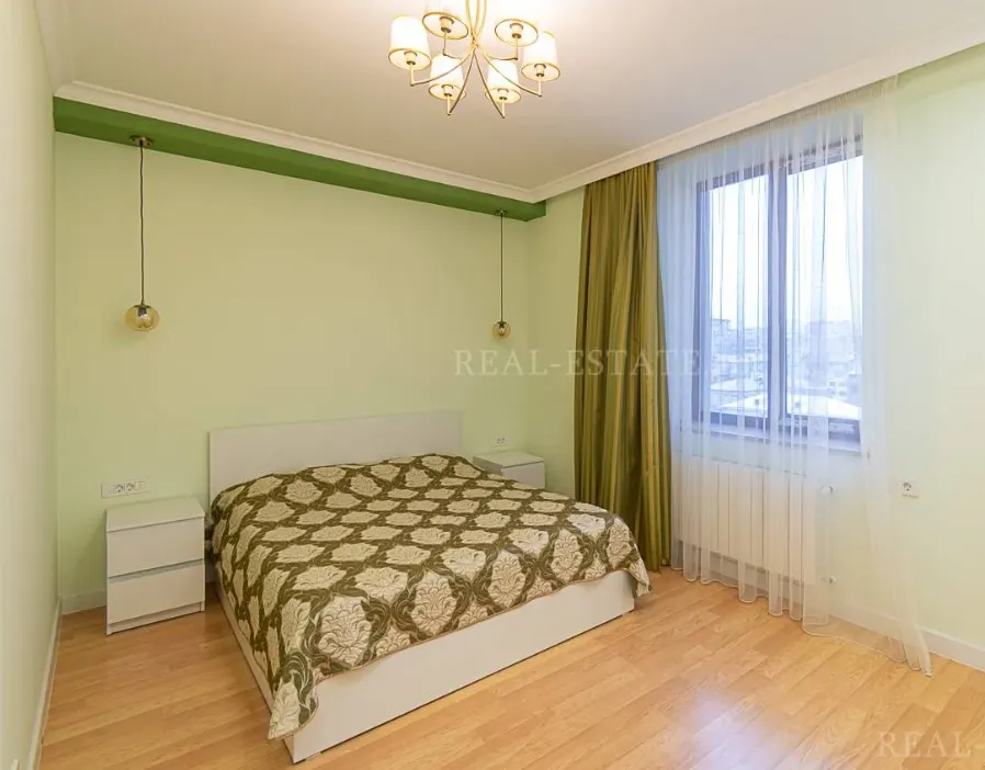4 bedroom apartment for sale Aram St, Center Yerevan, 159820