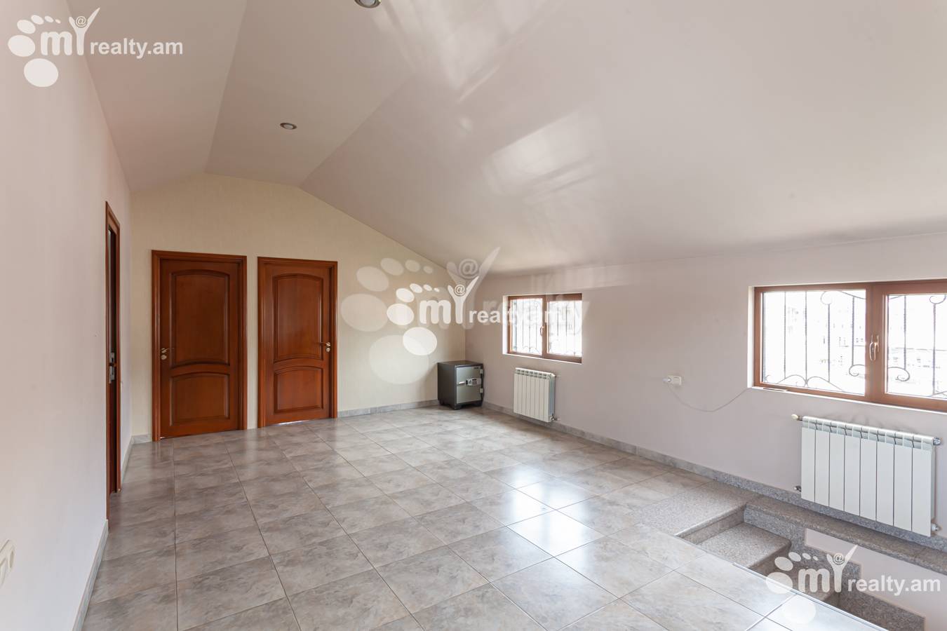 House for rent خیابان آیگستان, مرکز شهر ایروان, 149619