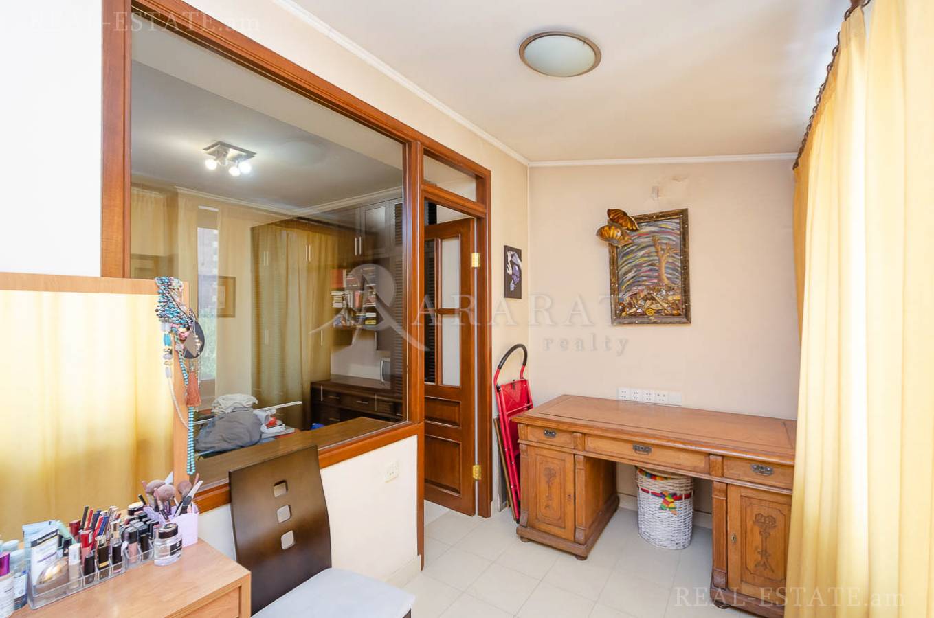 3 bedroom apartment for sale Pushkin St, Center Yerevan, 142489