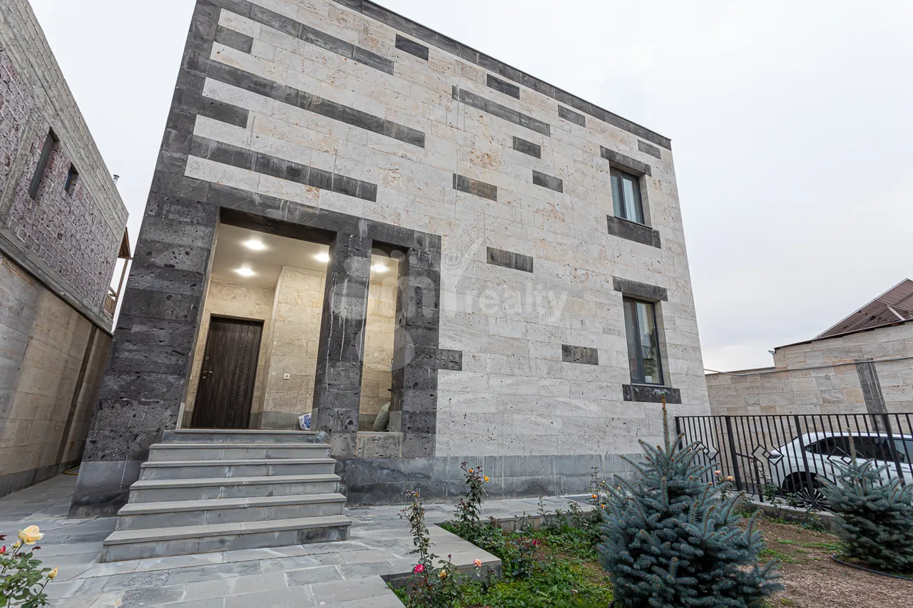 Առանձնատուն  Բագրևանդ թաղամաս, Նոր Նորք Երևան, 160037