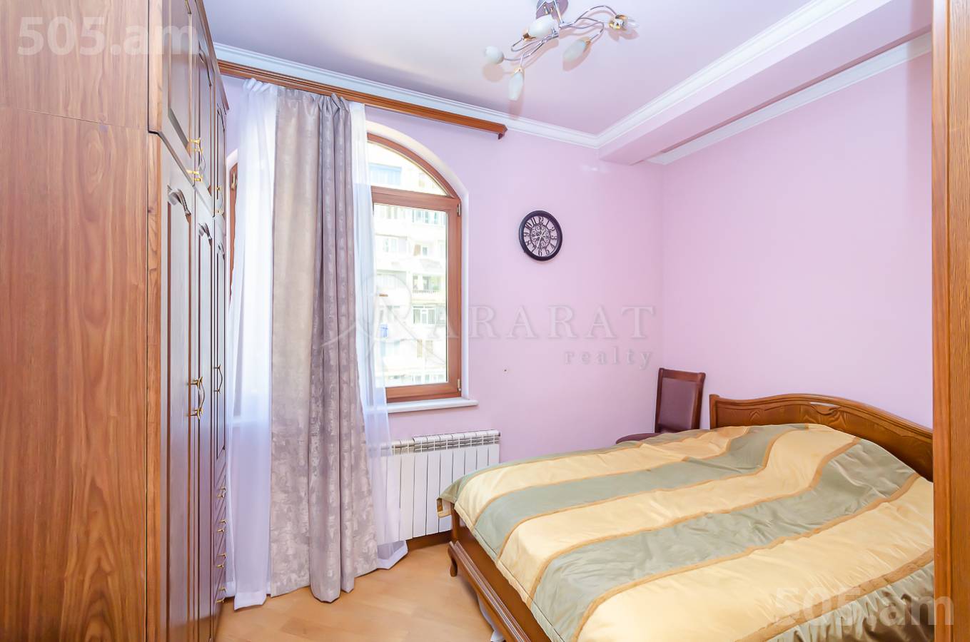 3 bedroom apartment for sale Saryan St, Center Yerevan, 152693