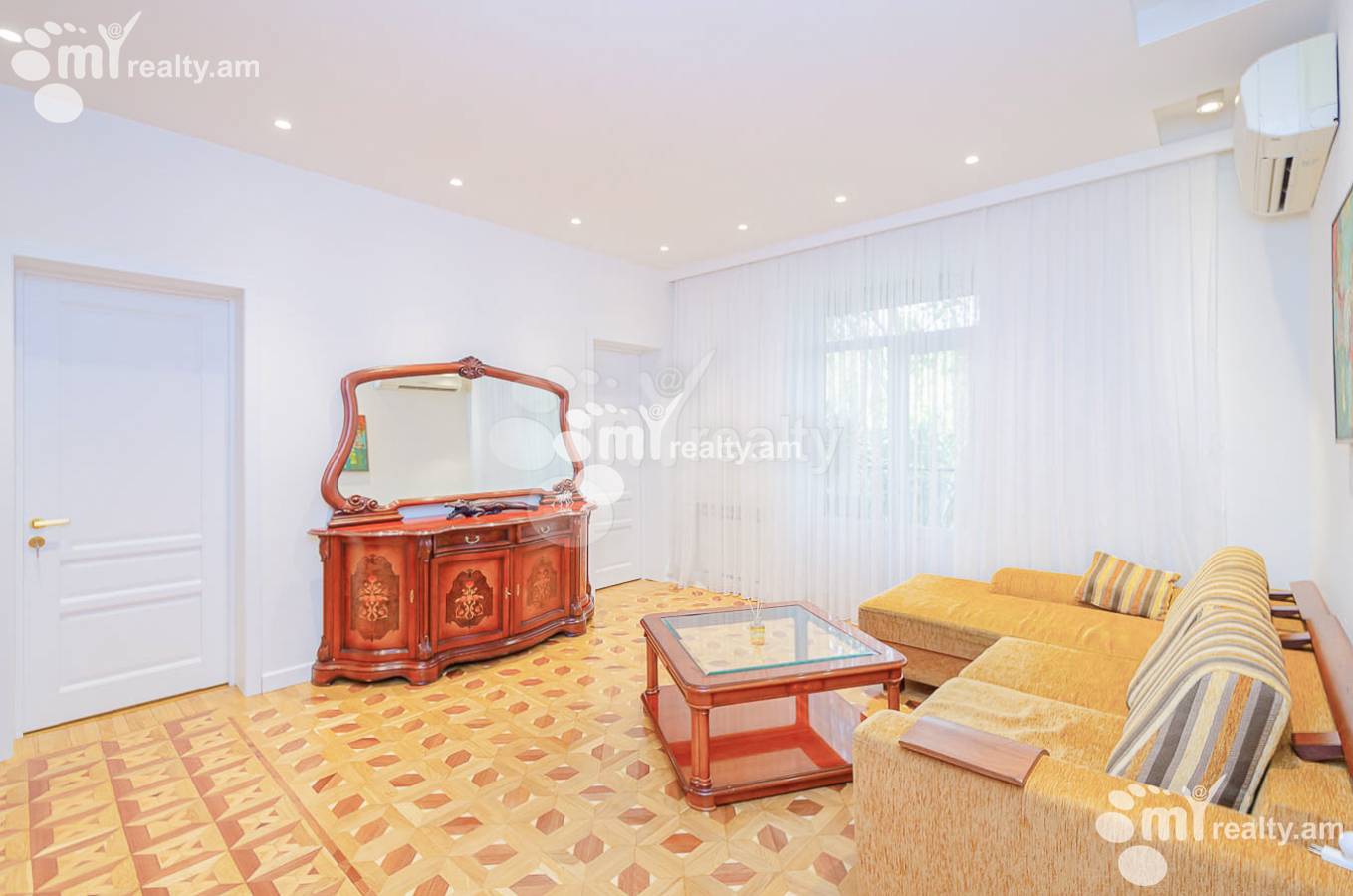 3 bedroom apartment for sale Mashtots Ave, Center Yerevan, 144890